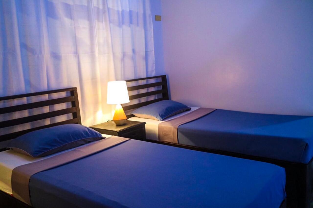 Hostel Privado Puerto Princesa Ngoại thất bức ảnh